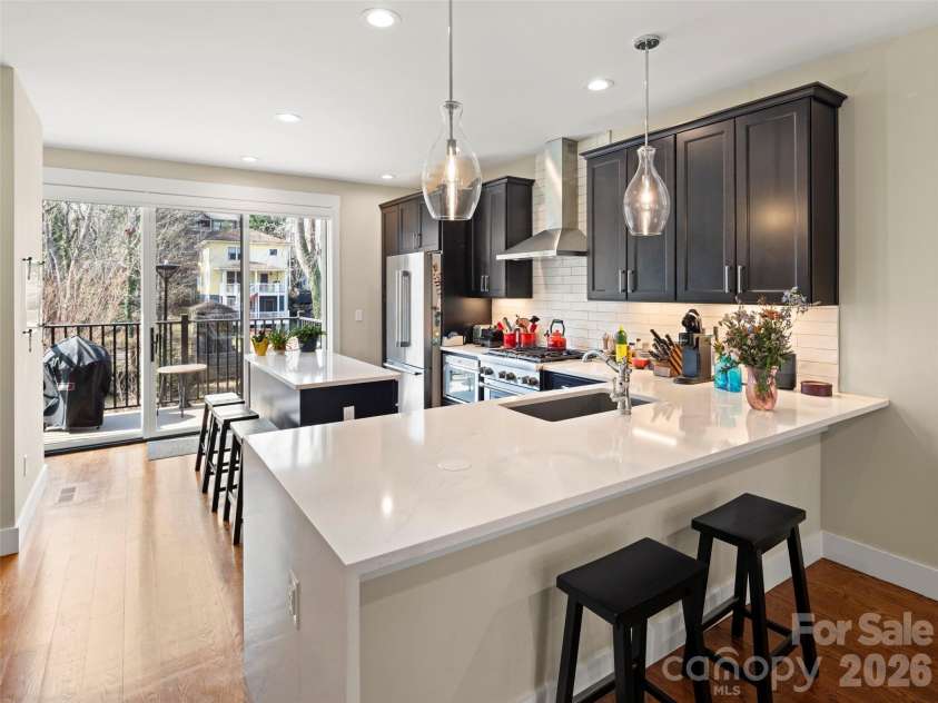 221 Broadway Street, Asheville, NC 28801.  MLS# CAR4372780, YatesRealty ID 15921. 