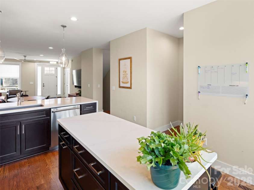 221 Broadway Street, Asheville, NC 28801.  MLS# CAR4372780, YatesRealty ID 15921. 