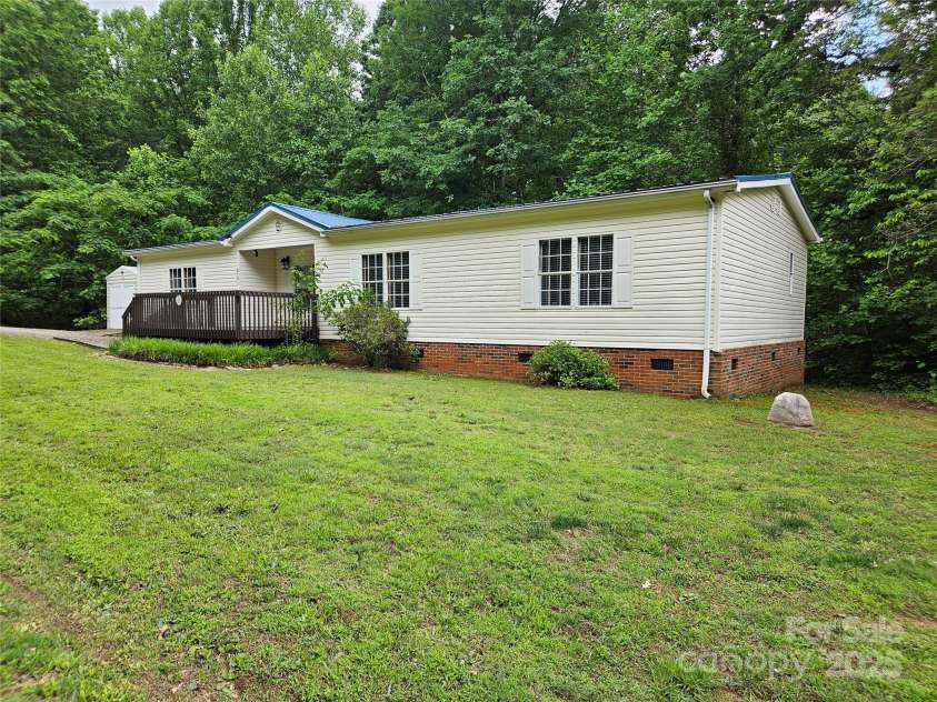3191 Piedmont Road, Morganton, NC 28655.  MLS# CAR4257283, YatesRealty ID 15921. 