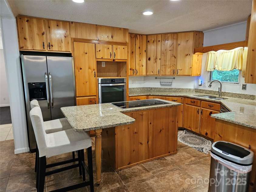 3191 Piedmont Road, Morganton, NC 28655.  MLS# CAR4257283, YatesRealty ID 15921. 
