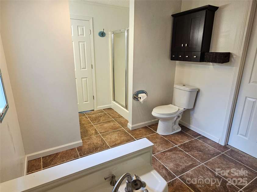 3191 Piedmont Road, Morganton, NC 28655.  MLS# CAR4257283, YatesRealty ID 15921. 