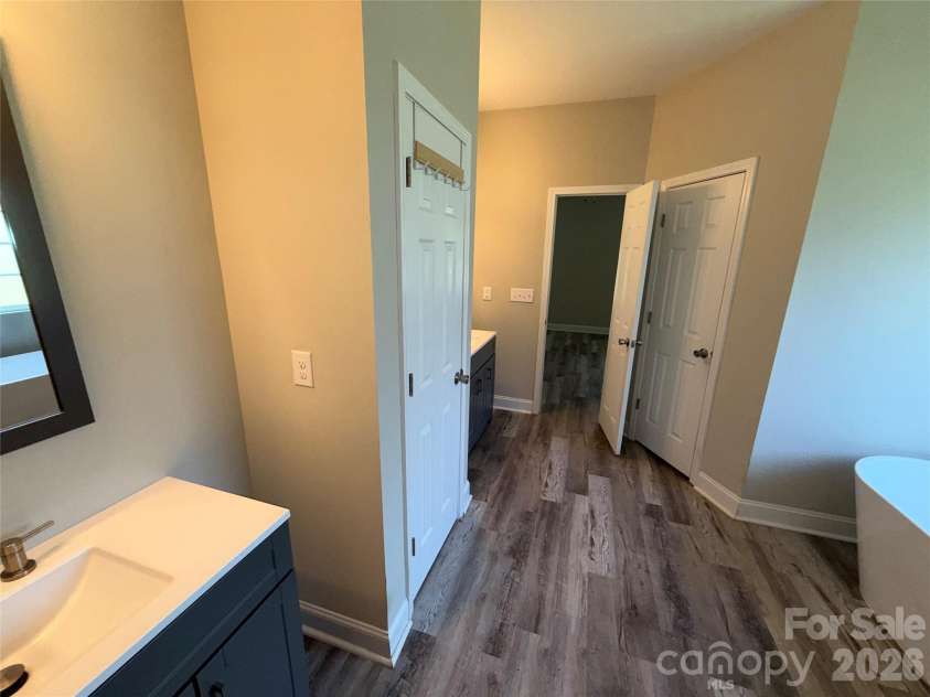 209 Sheffield Drive, York, SC 29745.  MLS# CAR4374993, YatesRealty ID 15927. 