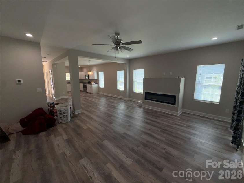 209 Sheffield Drive, York, SC 29745.  MLS# CAR4374993, YatesRealty ID 15927. 