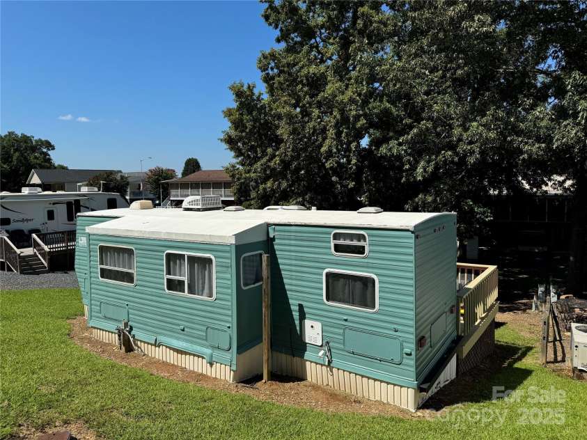 104 Trestle Circle, New London, NC 28127.  MLS# CAR4230741, YatesRealty ID 1593. 