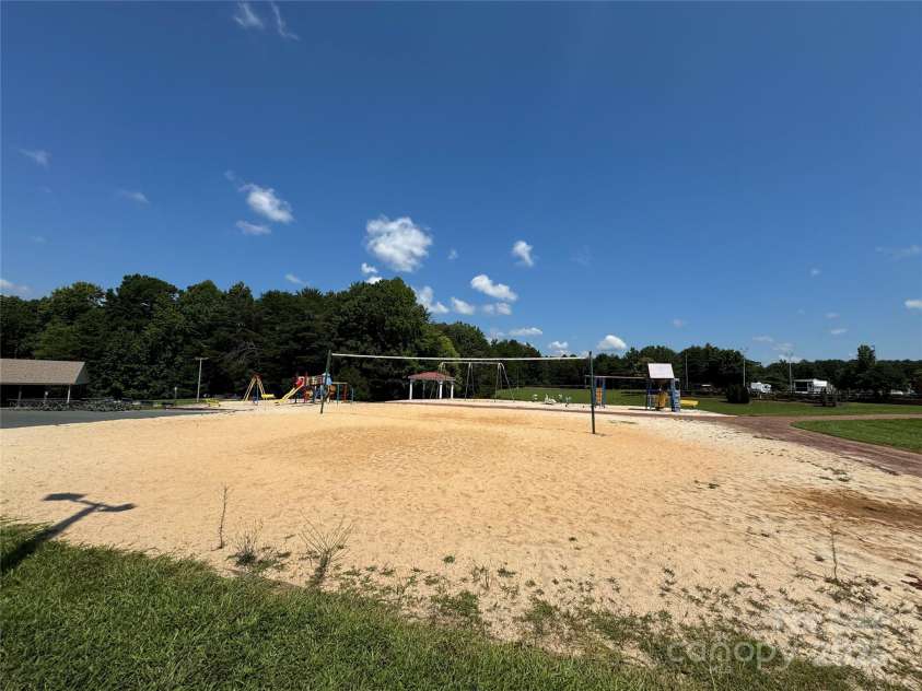 104 Trestle Circle, New London, NC 28127.  MLS# CAR4230741, YatesRealty ID 1593. 