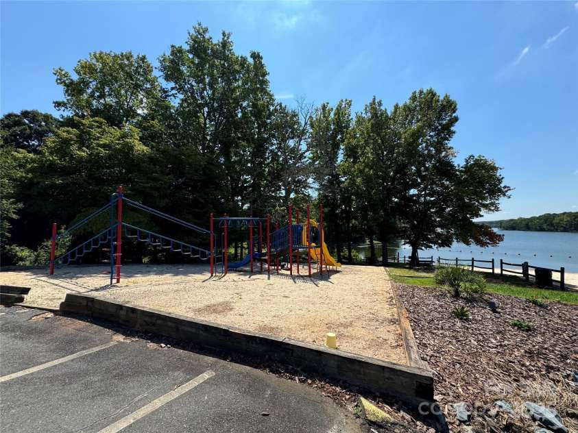 104 Trestle Circle, New London, NC 28127.  MLS# CAR4230741, YatesRealty ID 1593. 