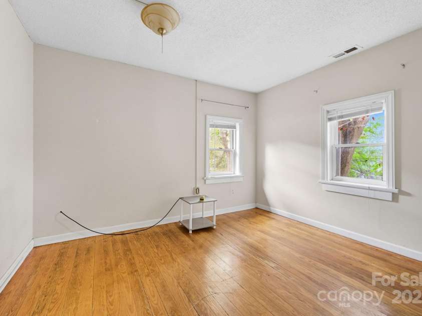 132 Little Knob Road, Asheville, NC 28803.  MLS# CAR4314463, YatesRealty ID 1593. Bedroom One in Site Built Home