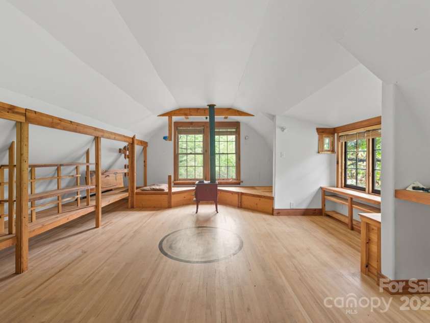 132 Little Knob Road, Asheville, NC 28803.  MLS# CAR4314463, YatesRealty ID 1593. Office Above Garage