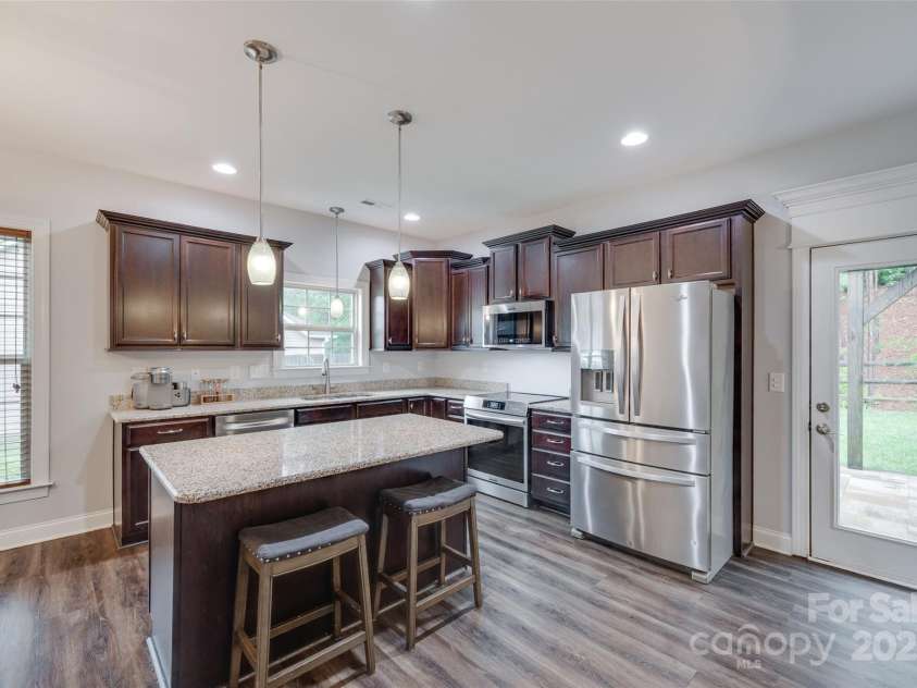 268 Hillsborough Lane, Rock Hill, SC 29732.  MLS# CAR4264848, YatesRealty ID 15930. 
