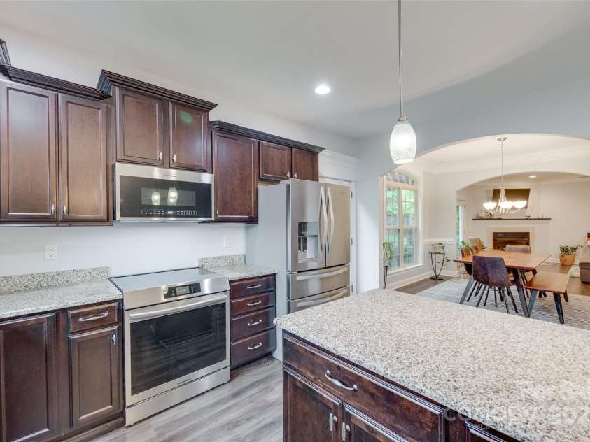 268 Hillsborough Lane, Rock Hill, SC 29732.  MLS# CAR4264848, YatesRealty ID 15930. 