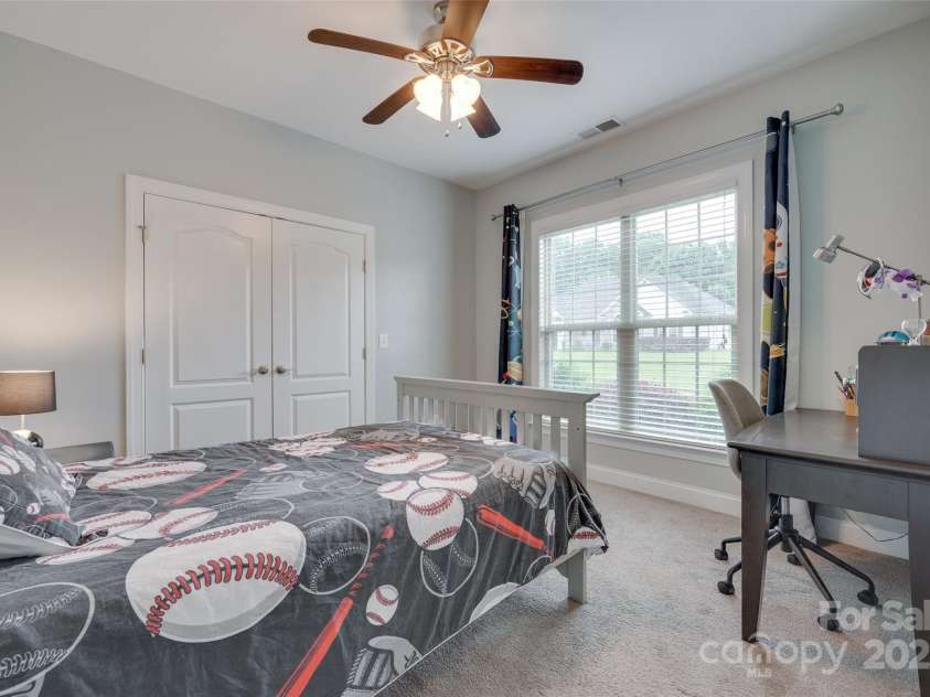 268 Hillsborough Lane, Rock Hill, SC 29732.  MLS# CAR4264848, YatesRealty ID 15930. 