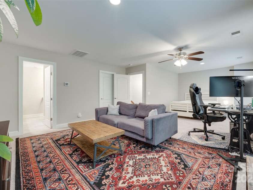 268 Hillsborough Lane, Rock Hill, SC 29732.  MLS# CAR4264848, YatesRealty ID 15930. 