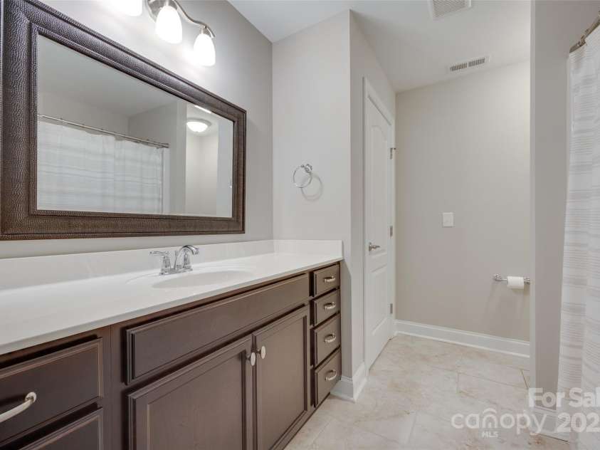 268 Hillsborough Lane, Rock Hill, SC 29732.  MLS# CAR4264848, YatesRealty ID 15930. 