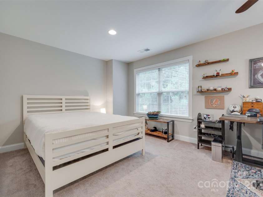 268 Hillsborough Lane, Rock Hill, SC 29732.  MLS# CAR4264848, YatesRealty ID 15930. 