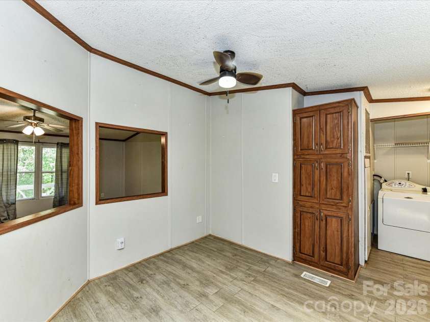 3690 Vickery Drive, Maiden, NC 28650.  MLS# CAR4375139, YatesRealty ID 15930. 