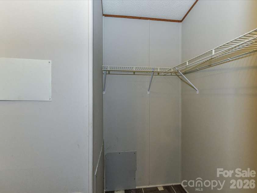 3690 Vickery Drive, Maiden, NC 28650.  MLS# CAR4375139, YatesRealty ID 15930. 