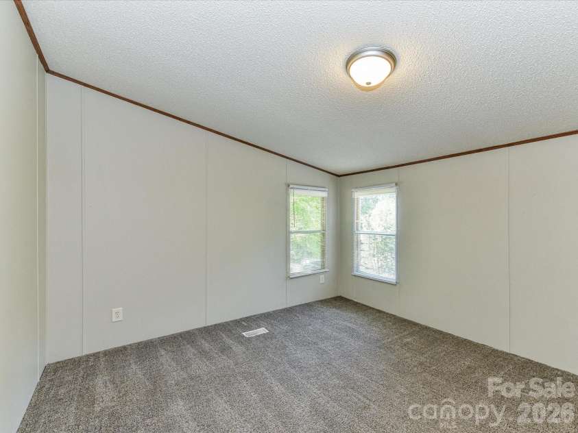 3690 Vickery Drive, Maiden, NC 28650.  MLS# CAR4375139, YatesRealty ID 15930. 