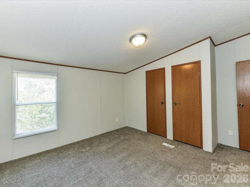 3690 Vickery Drive, Maiden, NC 28650.  MLS# CAR4375139, YatesRealty ID 15930. 