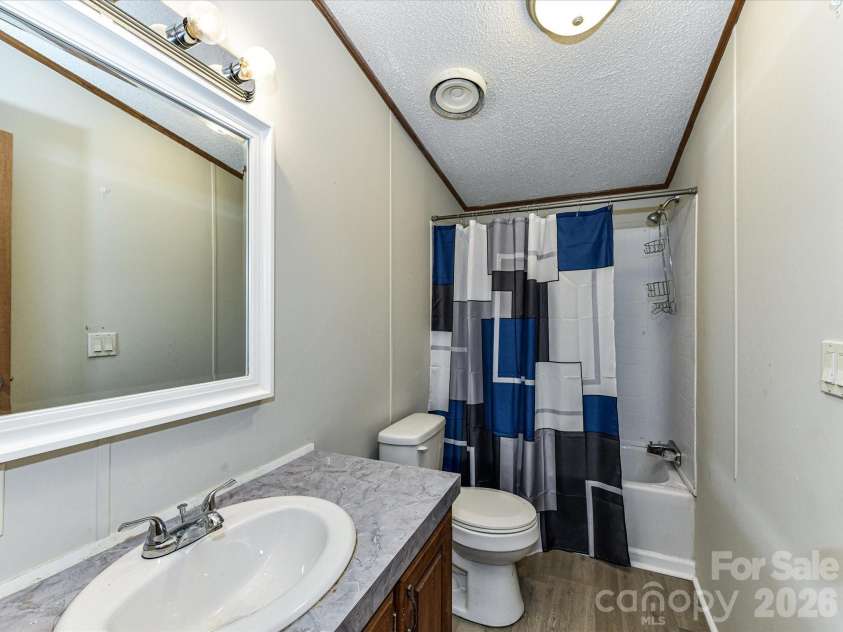 3690 Vickery Drive, Maiden, NC 28650.  MLS# CAR4375139, YatesRealty ID 15930. 