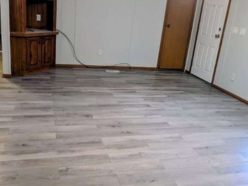 3690 Vickery Drive, Maiden, NC 28650.  MLS# CAR4375139, YatesRealty ID 15930. New Flooring in Living Room!