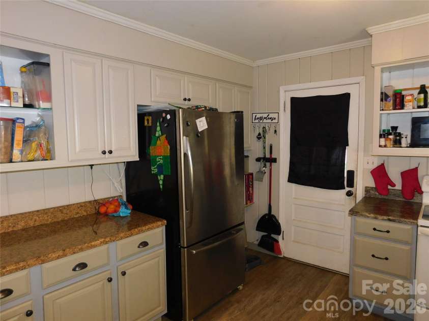 213 General J E Johnston Street, Stanley, NC 28164.  MLS# CAR4374334, YatesRealty ID 15931. 