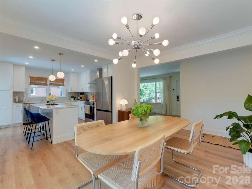 3228 Wicklow Place, Charlotte, NC 28205.  MLS# CAR4372130, YatesRealty ID 15933. 