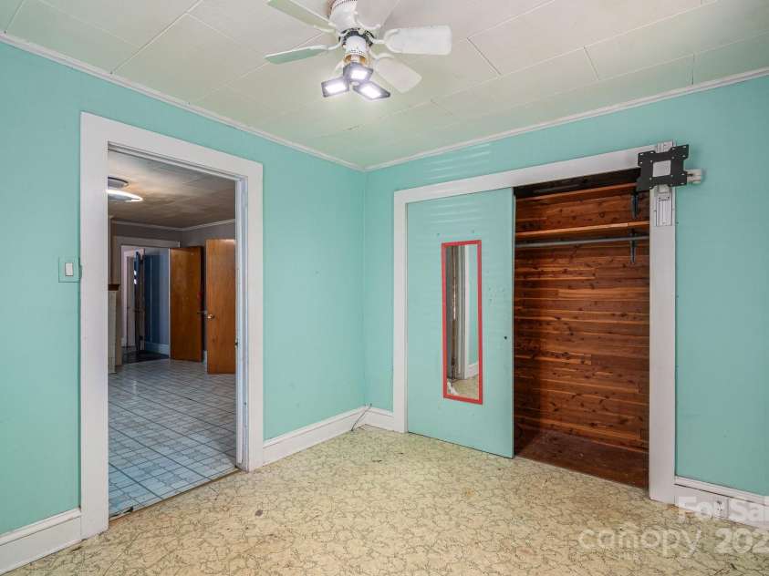 1070 NC 182 Highway, Lincolnton, NC 28092.  MLS# CAR4263938, YatesRealty ID 15935. Rear Bedroom 2