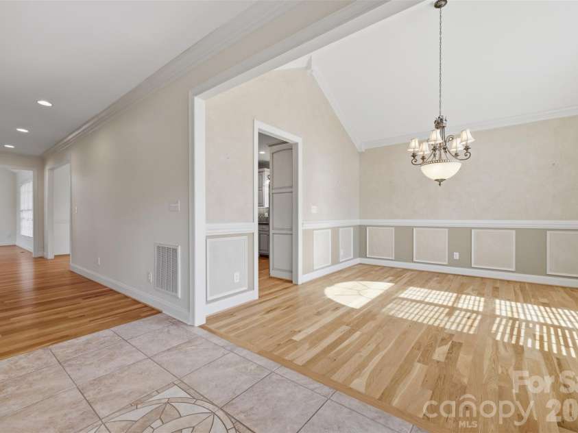 2488 Birdie Lane, Conover, NC 28613.  MLS# CAR4188247, YatesRealty ID 15935. 
