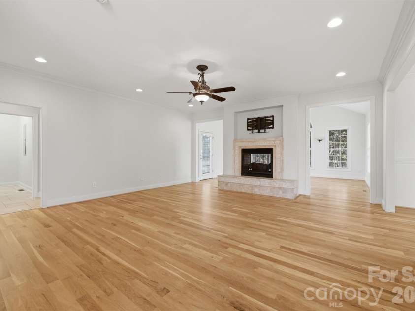 2488 Birdie Lane, Conover, NC 28613.  MLS# CAR4188247, YatesRealty ID 15935. 