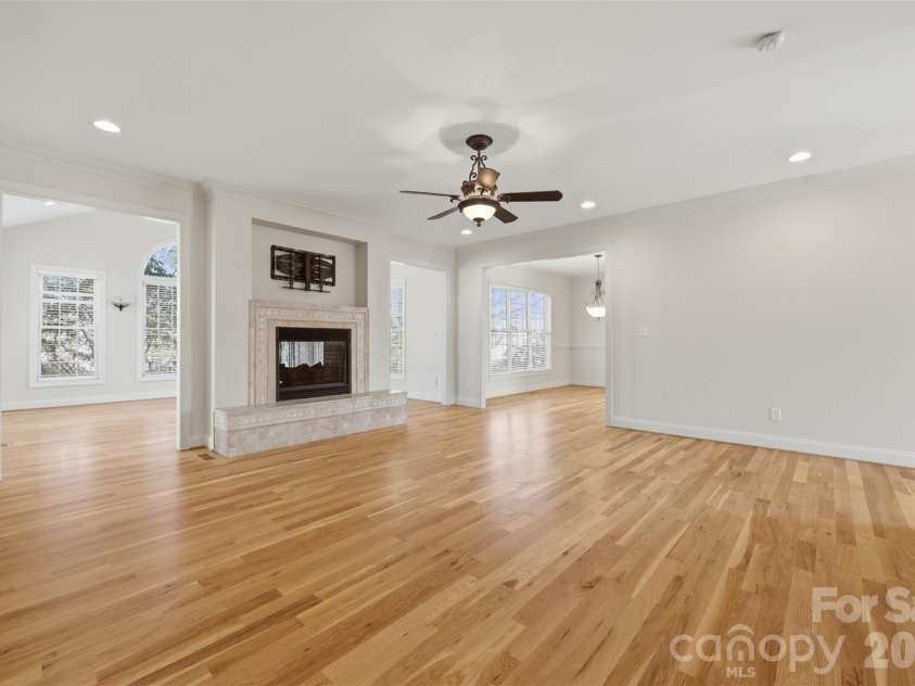 2488 Birdie Lane, Conover, NC 28613.  MLS# CAR4188247, YatesRealty ID 15935. 