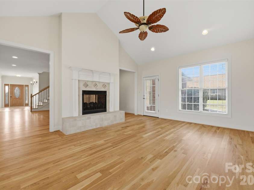 2488 Birdie Lane, Conover, NC 28613.  MLS# CAR4188247, YatesRealty ID 15935. 