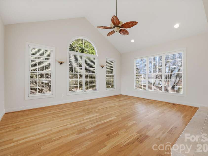 2488 Birdie Lane, Conover, NC 28613.  MLS# CAR4188247, YatesRealty ID 15935. 