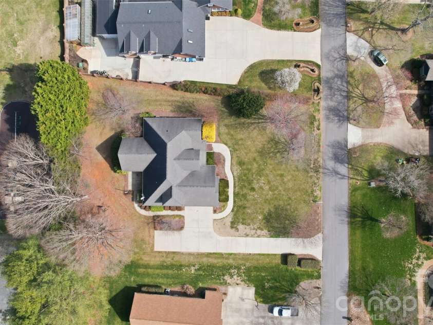 2488 Birdie Lane, Conover, NC 28613.  MLS# CAR4188247, YatesRealty ID 15935. 