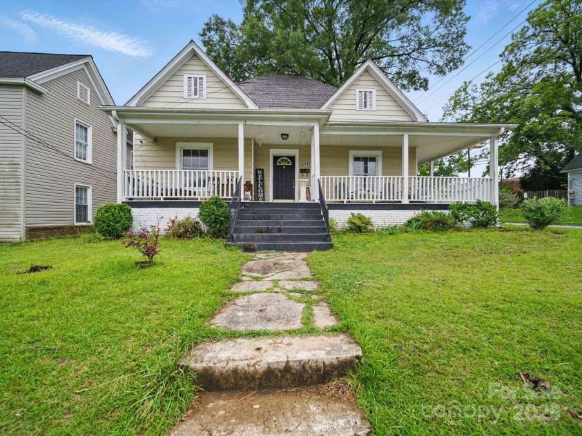 211 Rowan Avenue, Spencer, NC 28159.  MLS# CAR4265094, YatesRealty ID 15939. 