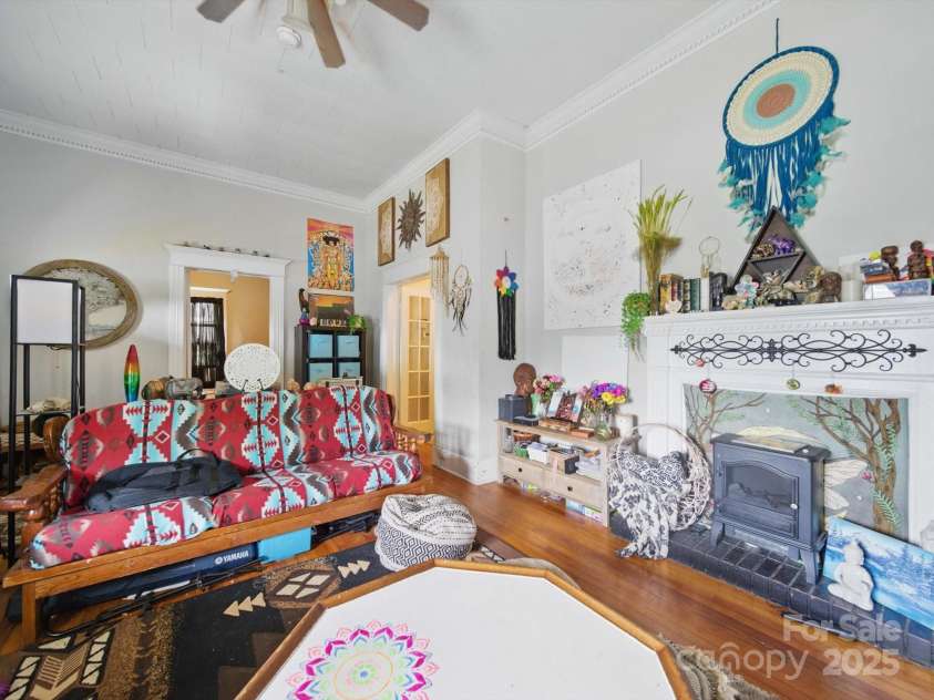 211 Rowan Avenue, Spencer, NC 28159.  MLS# CAR4265094, YatesRealty ID 15939. 