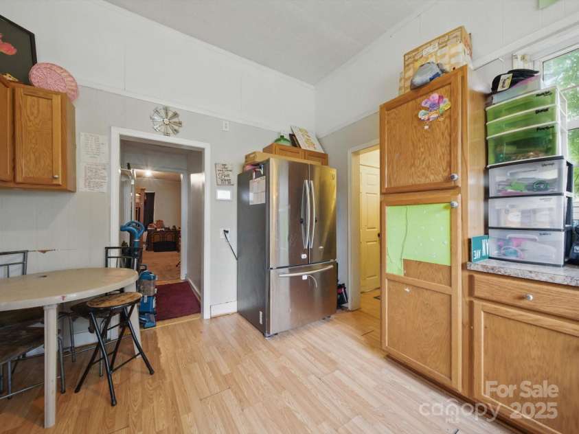 211 Rowan Avenue, Spencer, NC 28159.  MLS# CAR4265094, YatesRealty ID 15939. 