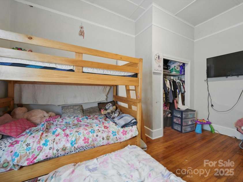 211 Rowan Avenue, Spencer, NC 28159.  MLS# CAR4265094, YatesRealty ID 15939. 