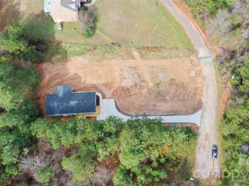 274 Quail Hill Drive, Rutherfordton, NC 28139.  MLS# CAR4322920, YatesRealty ID 15939. 