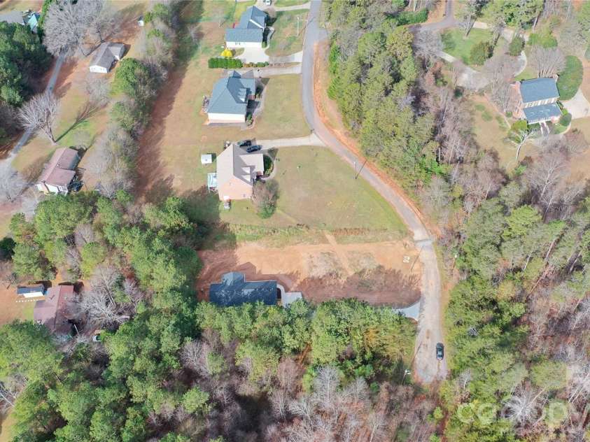 274 Quail Hill Drive, Rutherfordton, NC 28139.  MLS# CAR4322920, YatesRealty ID 15939. 