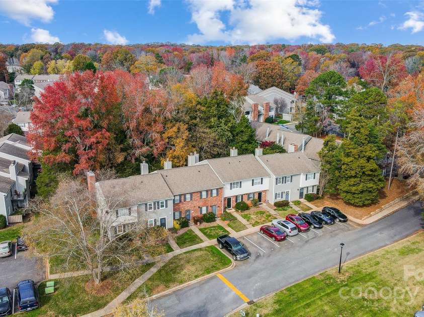 3109 Heathstead Place, Charlotte, NC 28210.  MLS# CAR4254075, YatesRealty ID 1594. 