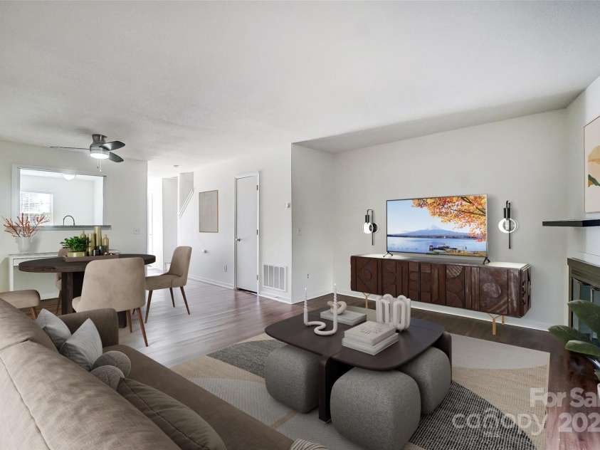 3109 Heathstead Place, Charlotte, NC 28210.  MLS# CAR4254075, YatesRealty ID 1594. *Virtually Staged*