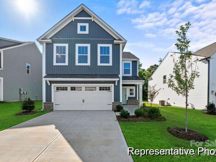 2401 Morgan Hills Drive, Albemarle, NC 28001.  MLS# CAR4330070, YatesRealty ID 15940. 