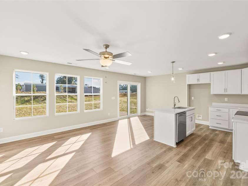 26443 Hwy 9 Highway, Pageland, SC 29728.  MLS# CAR4333024, YatesRealty ID 15944. 