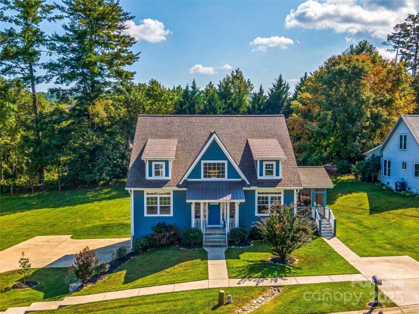 10 Warbler Drive, Fletcher, NC 28732.  MLS# CAR4333400, YatesRealty ID 15945. 