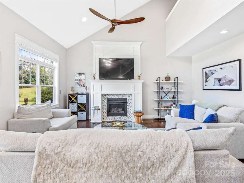 10 Warbler Drive, Fletcher, NC 28732.  MLS# CAR4333400, YatesRealty ID 15945. 