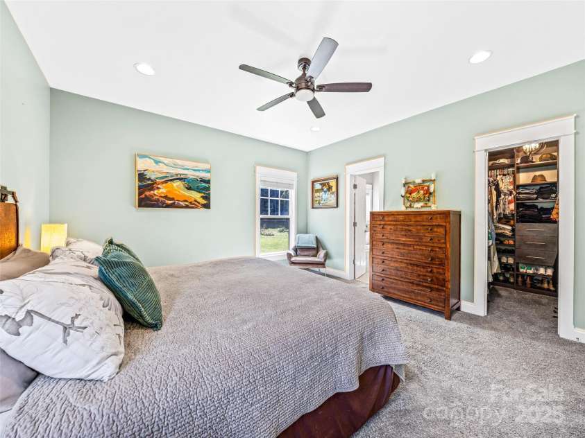 10 Warbler Drive, Fletcher, NC 28732.  MLS# CAR4333400, YatesRealty ID 15945. 