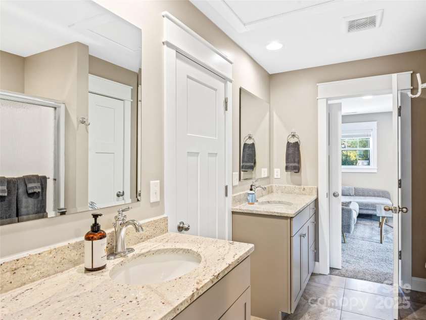 10 Warbler Drive, Fletcher, NC 28732.  MLS# CAR4333400, YatesRealty ID 15945. 