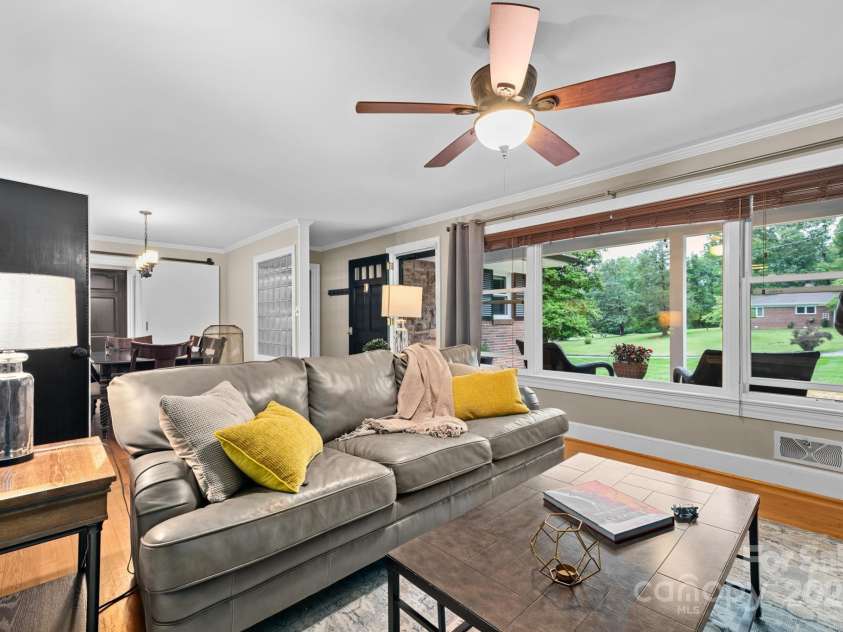 306 Tremont Park Circle, Lenoir, NC 28645.  MLS# CAR4264805, YatesRealty ID 15945. 