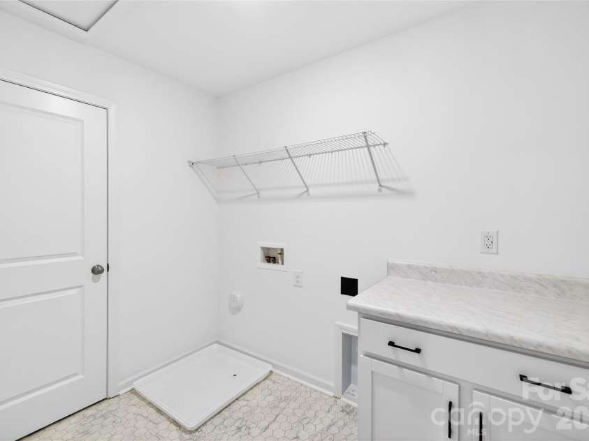 2410 Stonehaven Drive, Albemarle, NC 28001.  MLS# CAR4333450, YatesRealty ID 15946. 