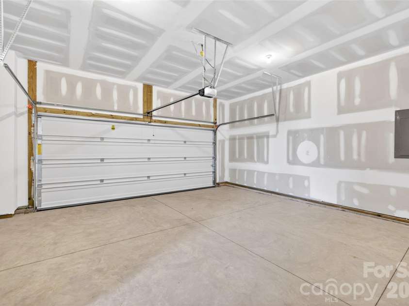 2410 Stonehaven Drive, Albemarle, NC 28001.  MLS# CAR4333450, YatesRealty ID 15946. 